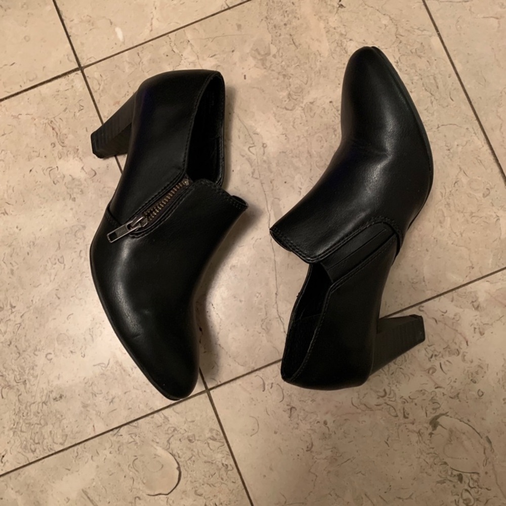 Rialto Elegant Black Women's Heeled Shoes